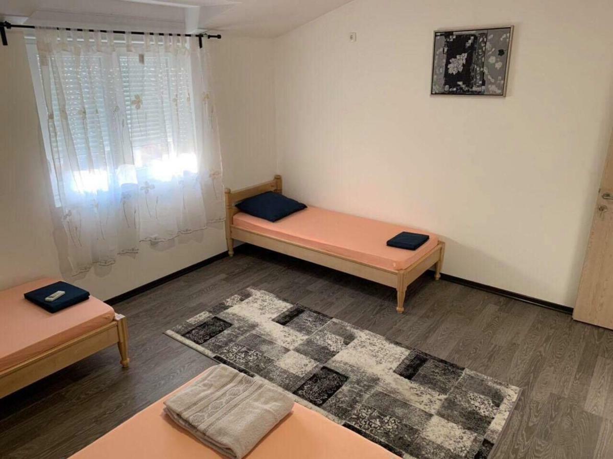 Appartamento Apartman Grande Ajna Mostar Esterno foto