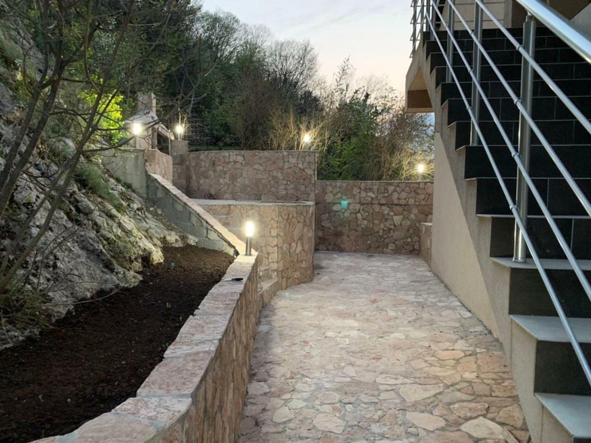 Apartman Grande Ajna Mostar Esterno foto